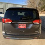 2017 Chrysler Pacifica full