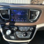 2017 Chrysler Pacifica full