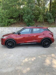 2021 NISSAN KICKS